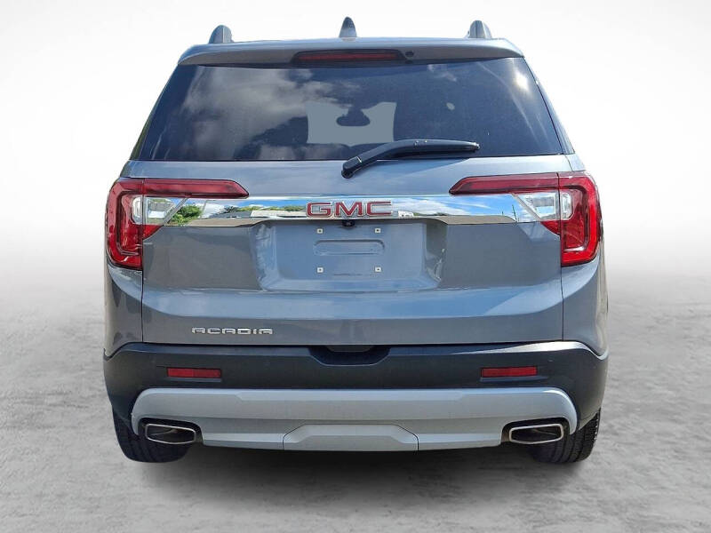 2022 GMC Acadia SLE