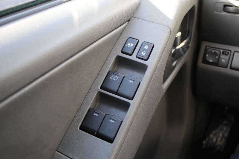 2012 Nissan Frontier SL