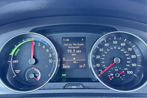 2016 Volkswagen e-Golf SE