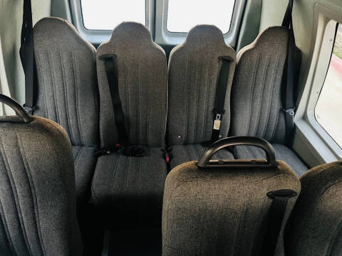 2008 Ford E-Series E-250 SD