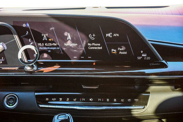 2023 Cadillac Escalade Sport Platinum