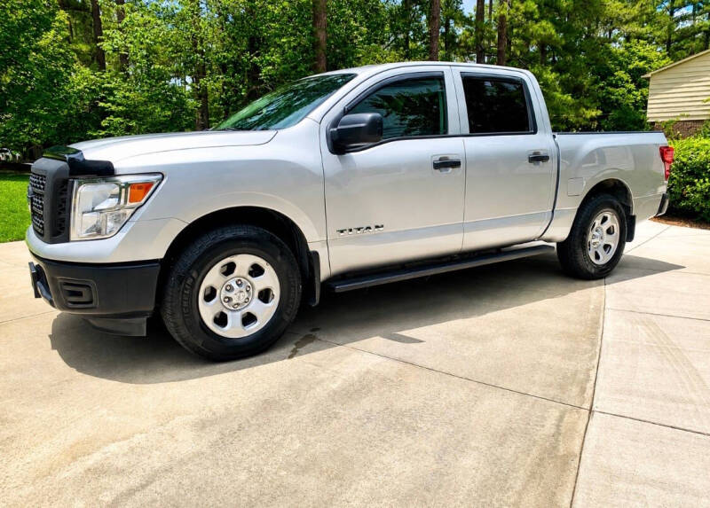 2017 Nissan Titan S