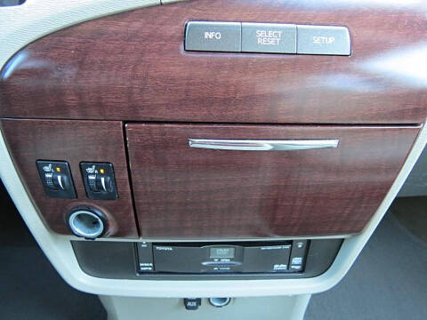 2013 Toyota Sienna Limited 7-Passenger