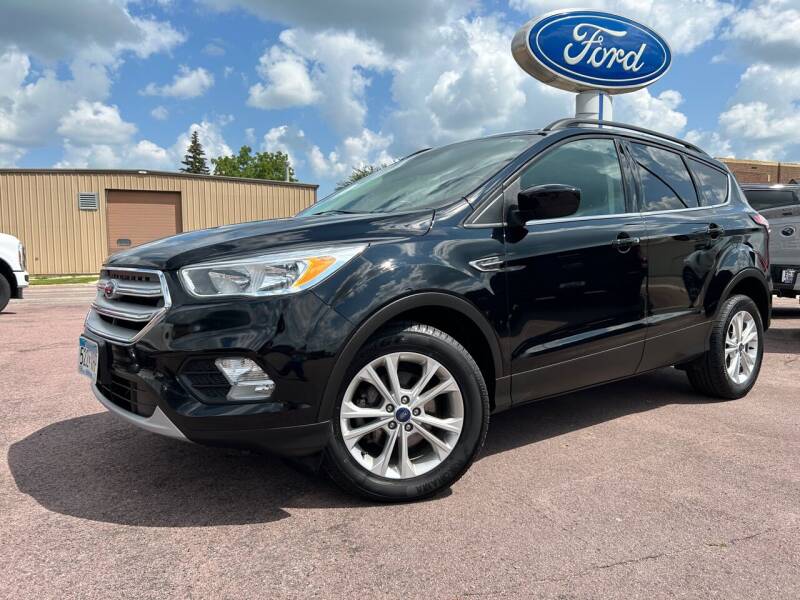 Used 2018 Ford Escape SE with VIN 1FMCU0GD1JUB13293 for sale in Windom, Minnesota