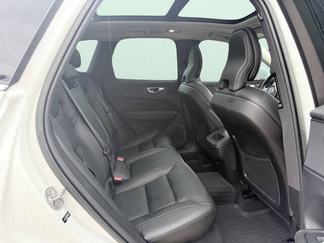 2023 Volvo XC60 B5 Core