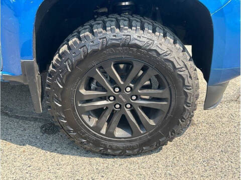 2021 GMC Canyon Elevation Standard