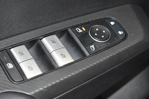 2024 Mitsubishi Outlander ES