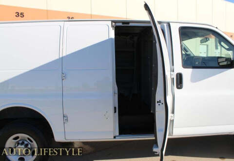 2023 Chevrolet Express 2500