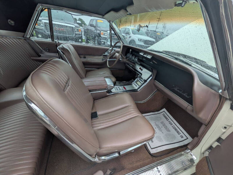 1964 Ford Thunderbird