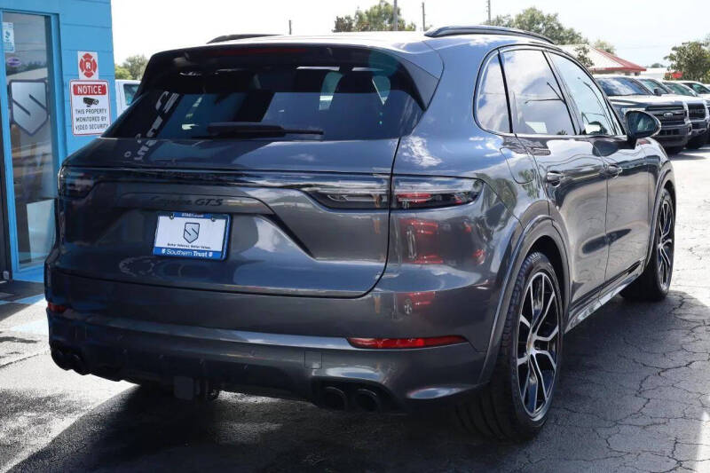 2022 Porsche Cayenne GTS