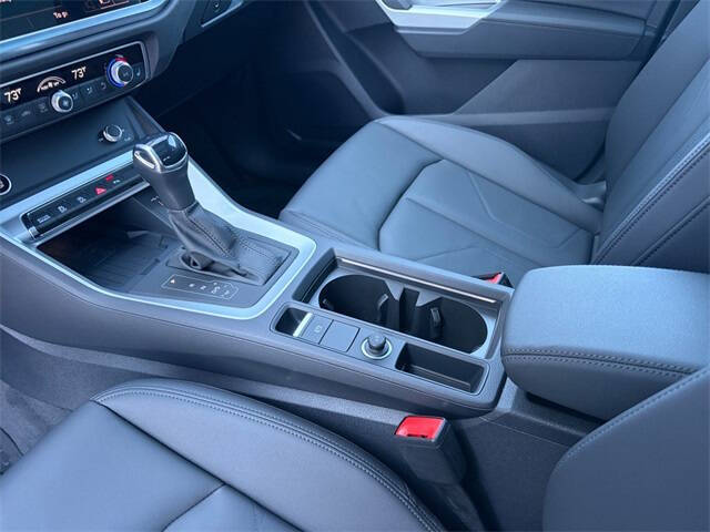 2025 Audi Q3 quattro S line Premium 45 TFSI