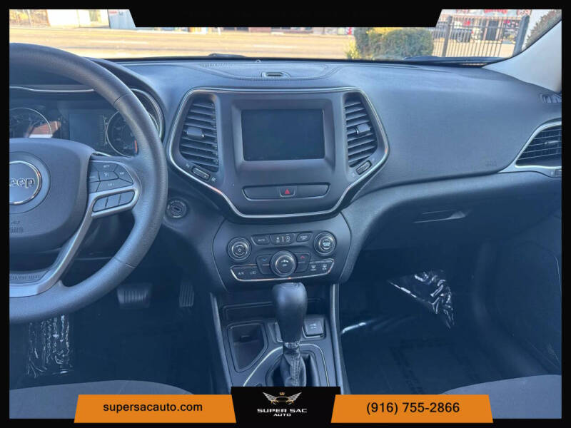 2020 Jeep Cherokee Latitude