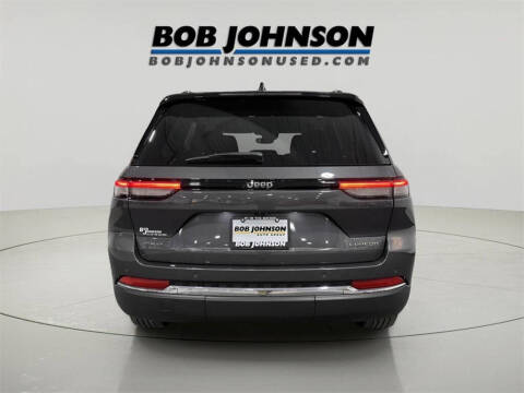 2023 Jeep Grand Cherokee Laredo