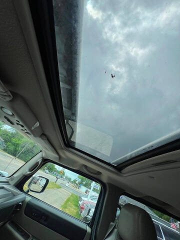2004 HUMMER H2