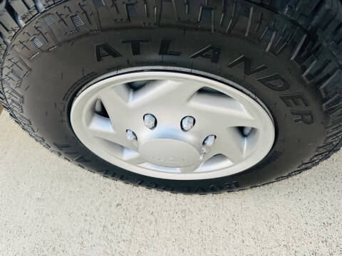 2008 Ford E-Series E-250 SD