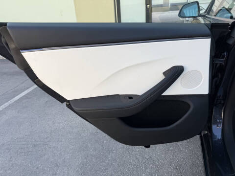 2026 Tesla Model 3 Premium