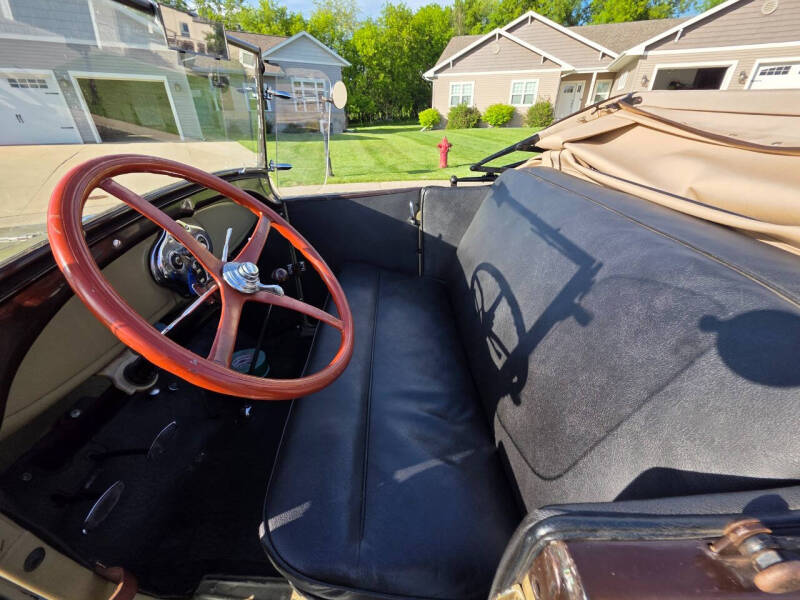 1928 Ford Roadster