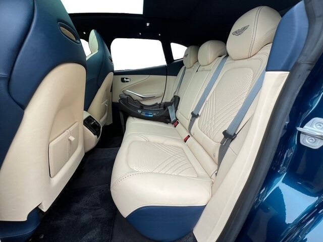 2021 Aston Martin DBX
