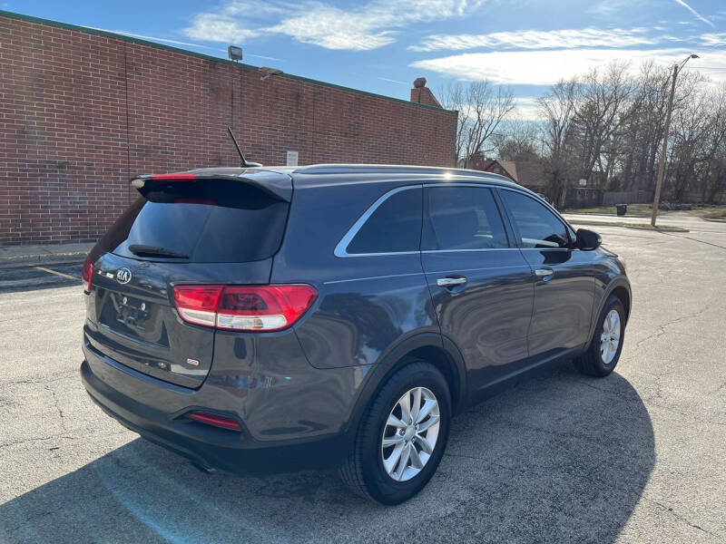 2016 Kia Sorento LX
