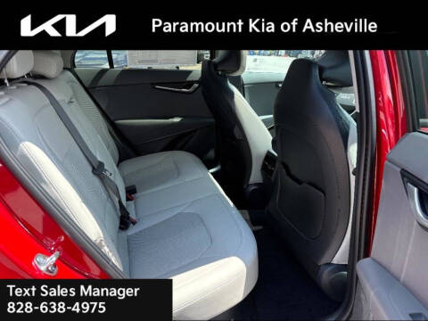 2025 Kia Niro EX Touring