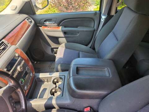 2010 Chevrolet Avalanche LS