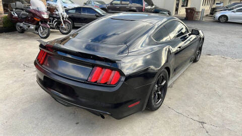 2017 Ford Mustang V6