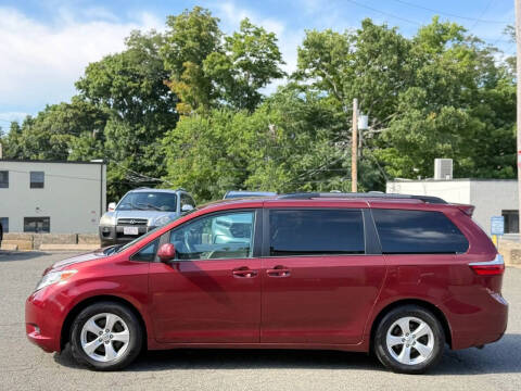 2017 Toyota Sienna