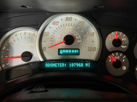 2004 HUMMER H2