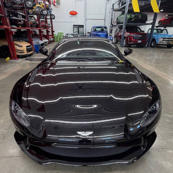 2021 Aston Martin Vantage