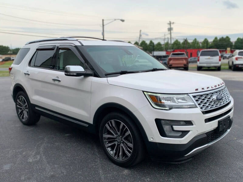 2017 Ford Explorer Platinum