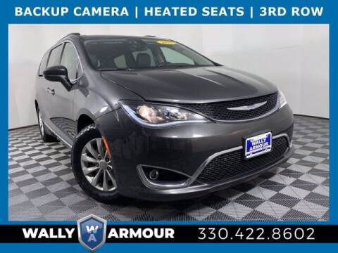 2017 Chrysler Pacifica for sale at Wally Armour Chrysler Dodge Jeep Ram in Alliance OH