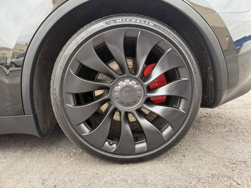 2023 Tesla Model Y Performance