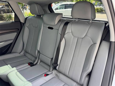 2025 Audi Q5 quattro S line Prem Plus 45 TFSI