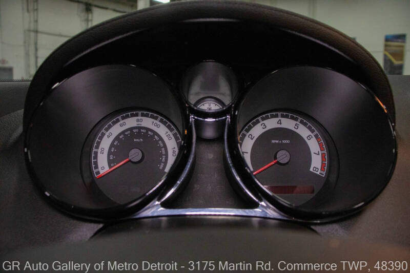 2009 Saturn SKY Red Line