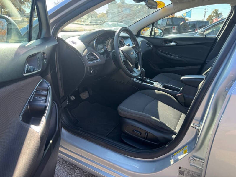 2018 Chevrolet Cruze LT Auto