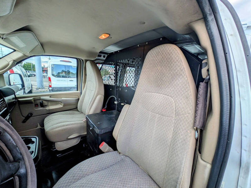 2011 Chevrolet Express 2500