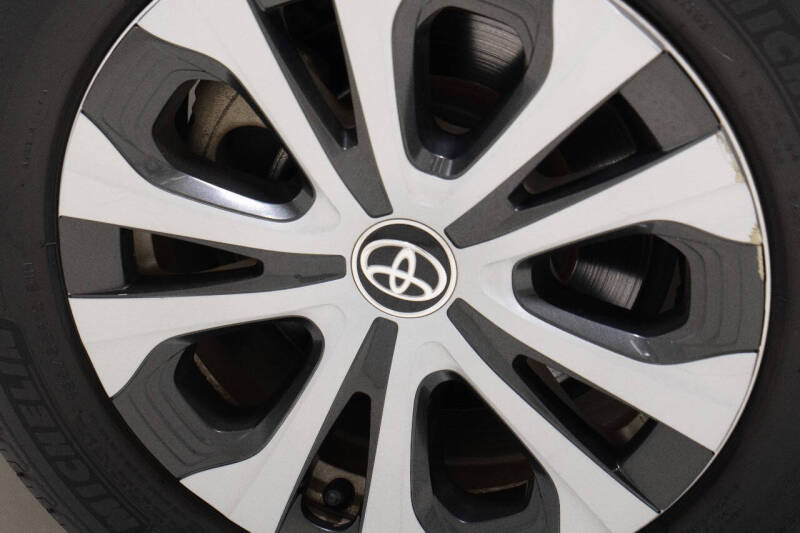 2020 Toyota Corolla Hybrid LE