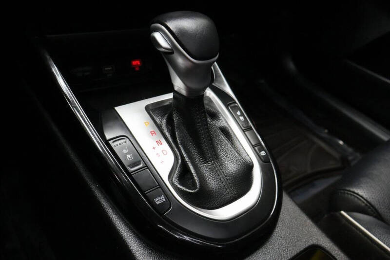 2022 Kia Forte GT Line