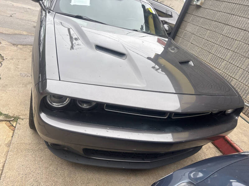 2021 Dodge Challenger SXT