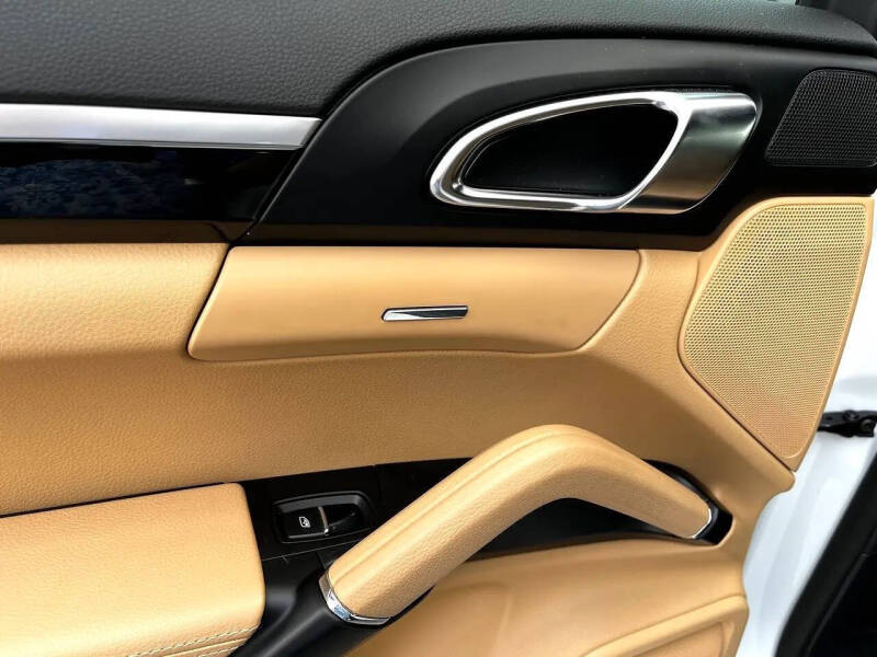 2016 Porsche Cayenne