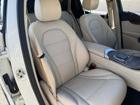 2022 Mercedes-Benz GLC GLC 300 4MATIC