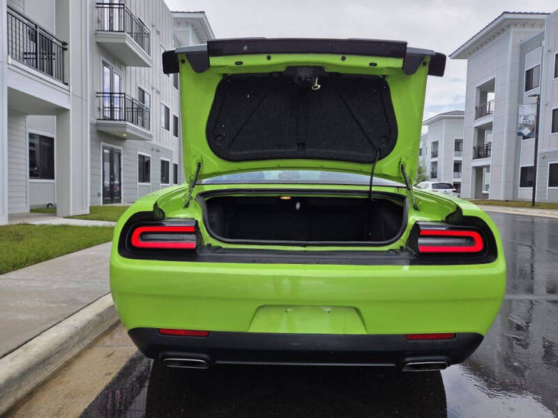 2023 Dodge Challenger SXT