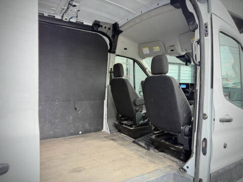 2022 Ford Transit