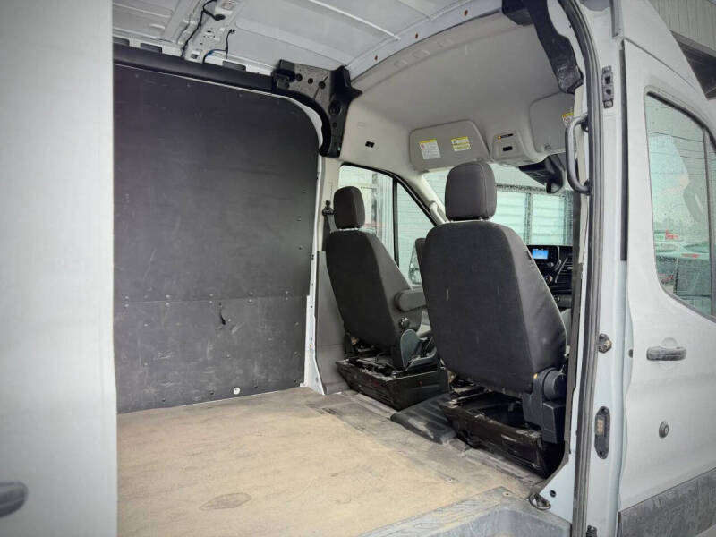 2022 Ford Transit