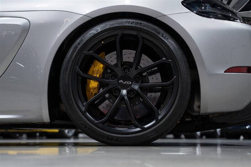 2020 Porsche 718 Cayman GT4