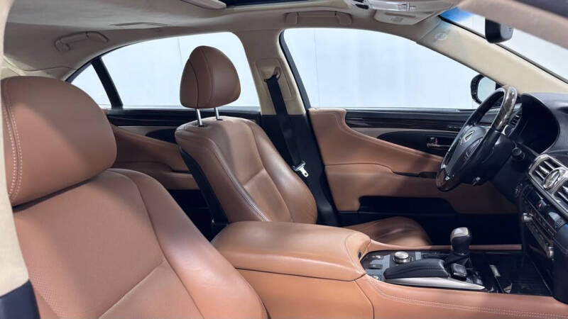 2015 Lexus LS 460 L