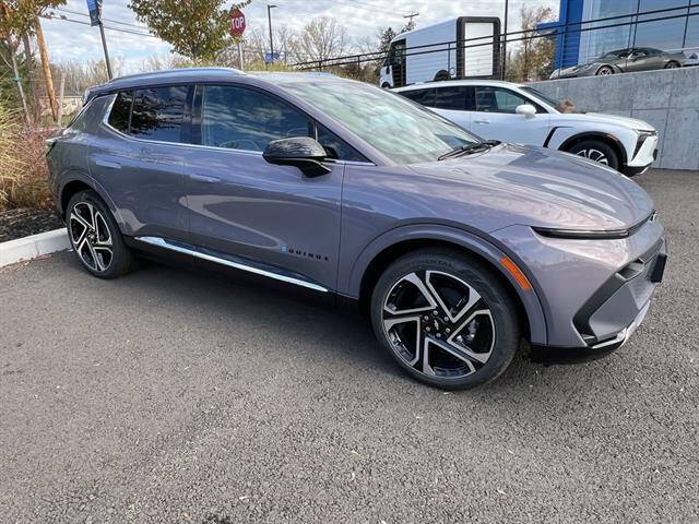 2025 Chevrolet Equinox EV LT 2