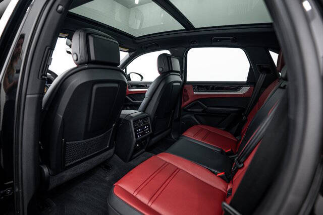 2026 Porsche Cayenne