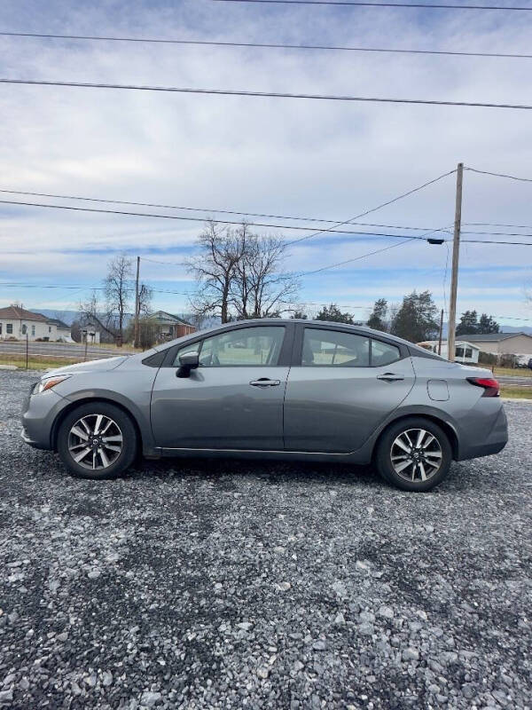 2021 Nissan Versa SV