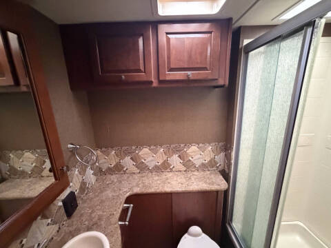 2016 Thor Motor Coach Windsport